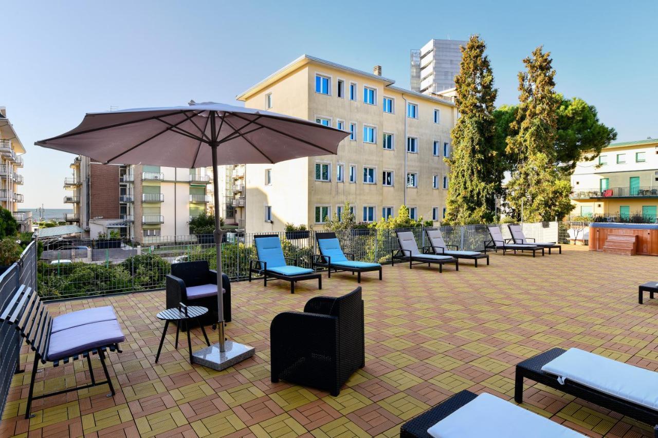 Hotel Boutique Blumarin Lido di Jesolo Luaran gambar