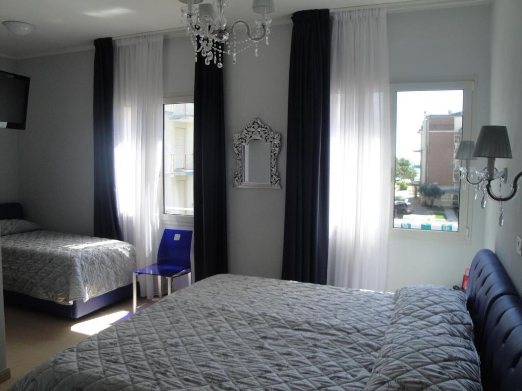 Hotel Boutique Blumarin Lido di Jesolo Bilik gambar